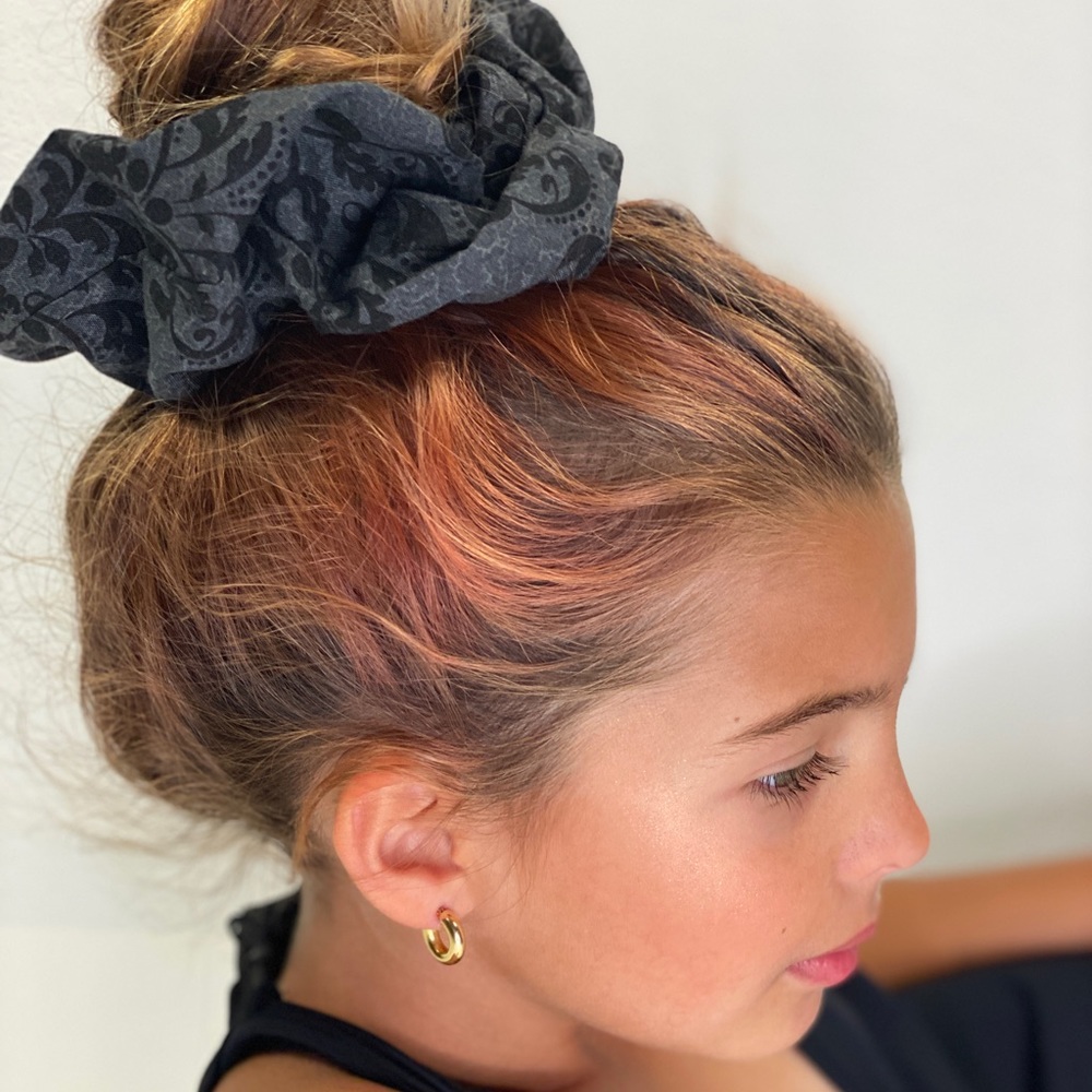 Oversized scrunchie black handmade in USA